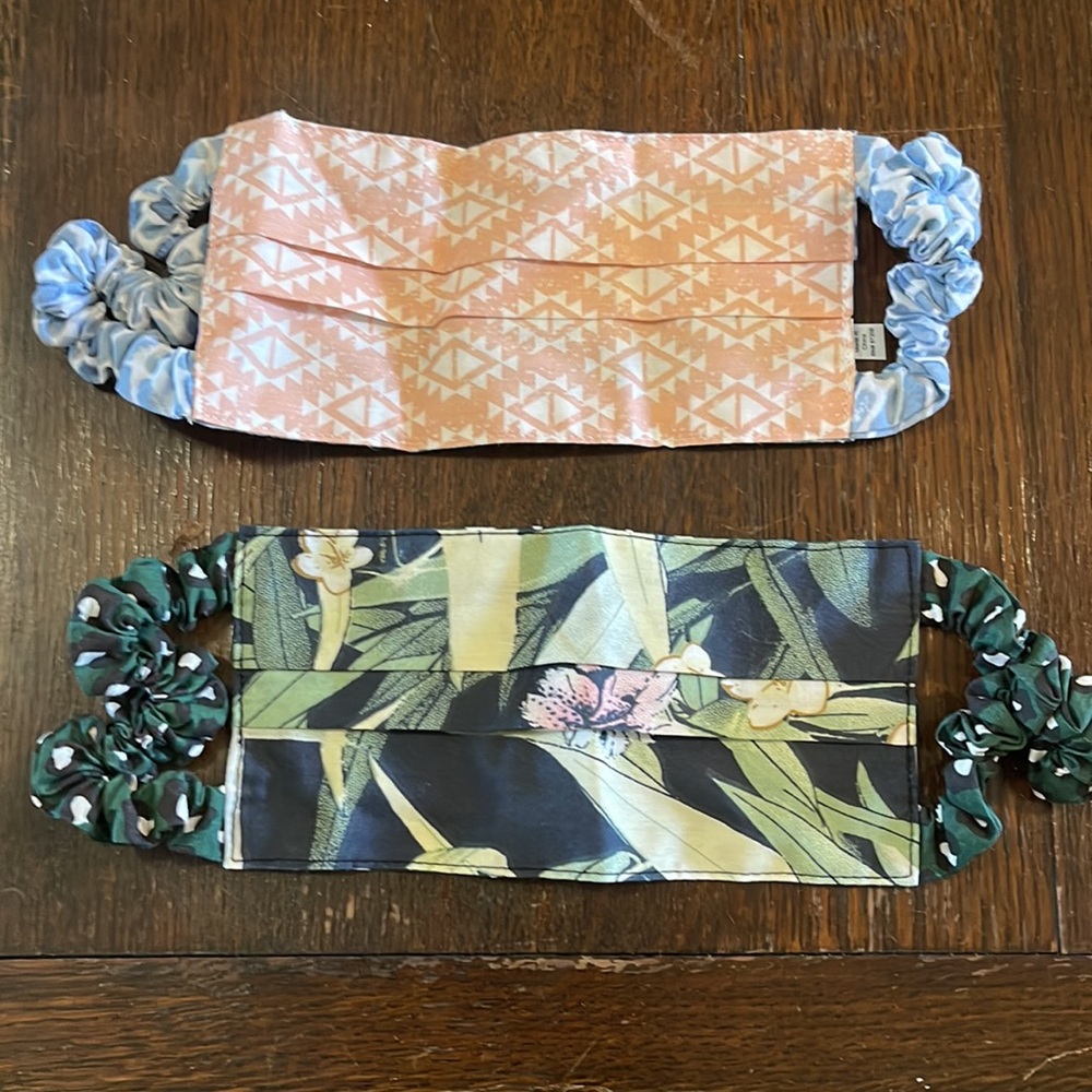 Scrunchie mask - reversible - Picture 2 of 4
